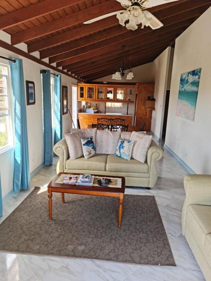 Breezy Apts Saint Philip Dış mekan fotoğraf